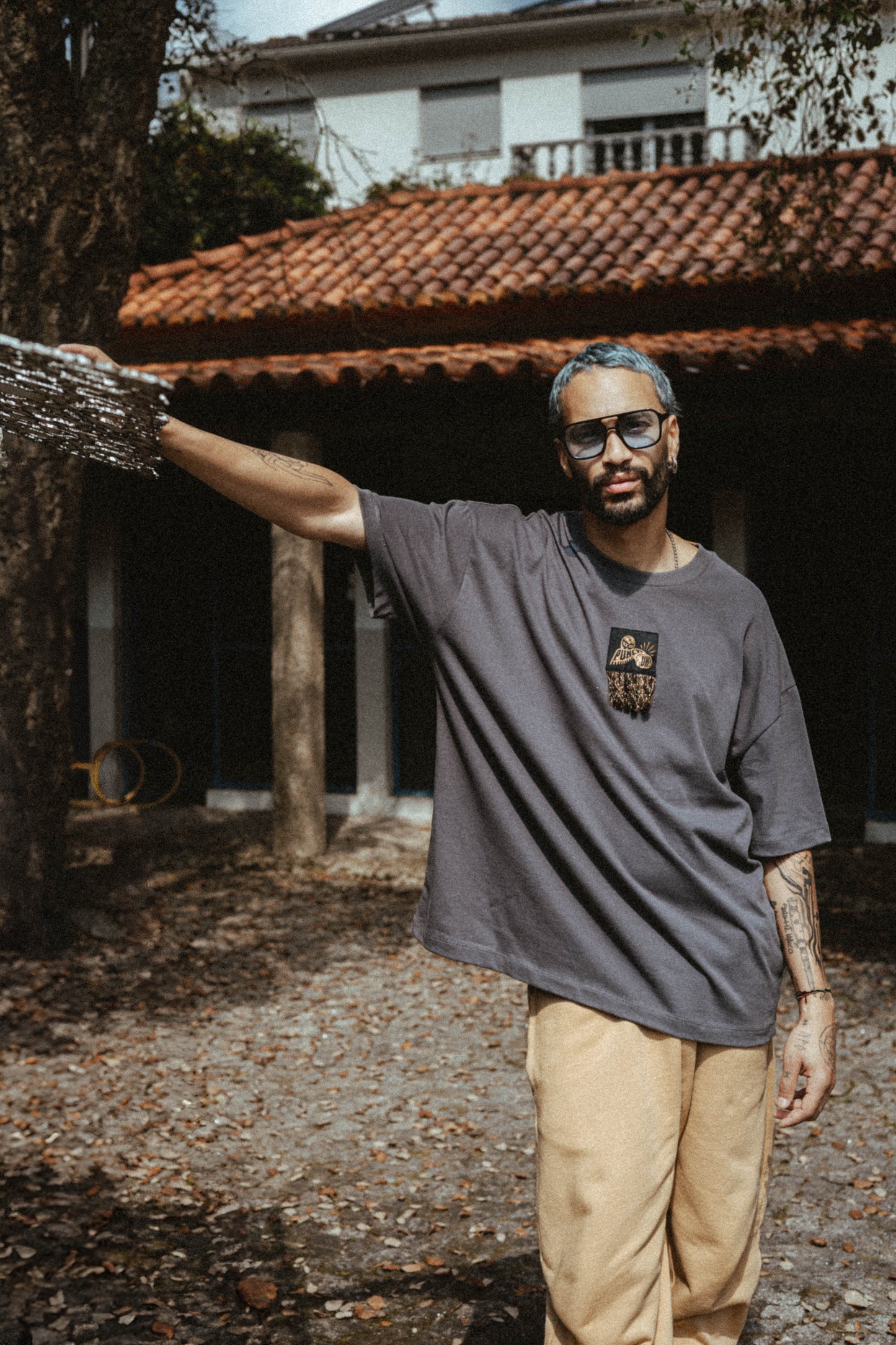 SERAPE T-SHIRT TOXIC GREY